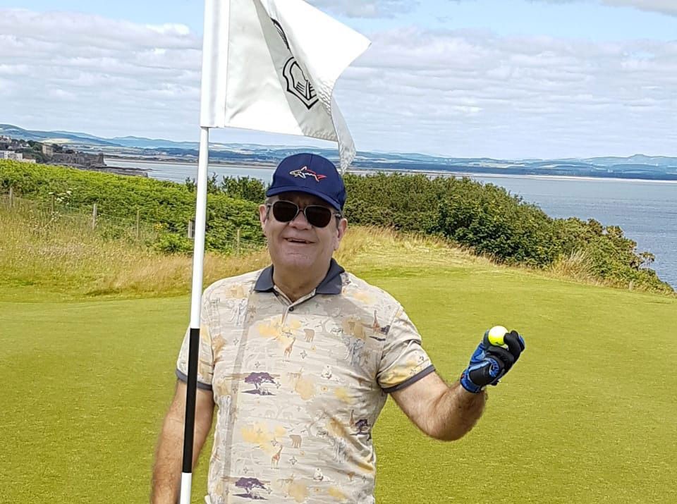 In loving memory of Iain Milligan share image