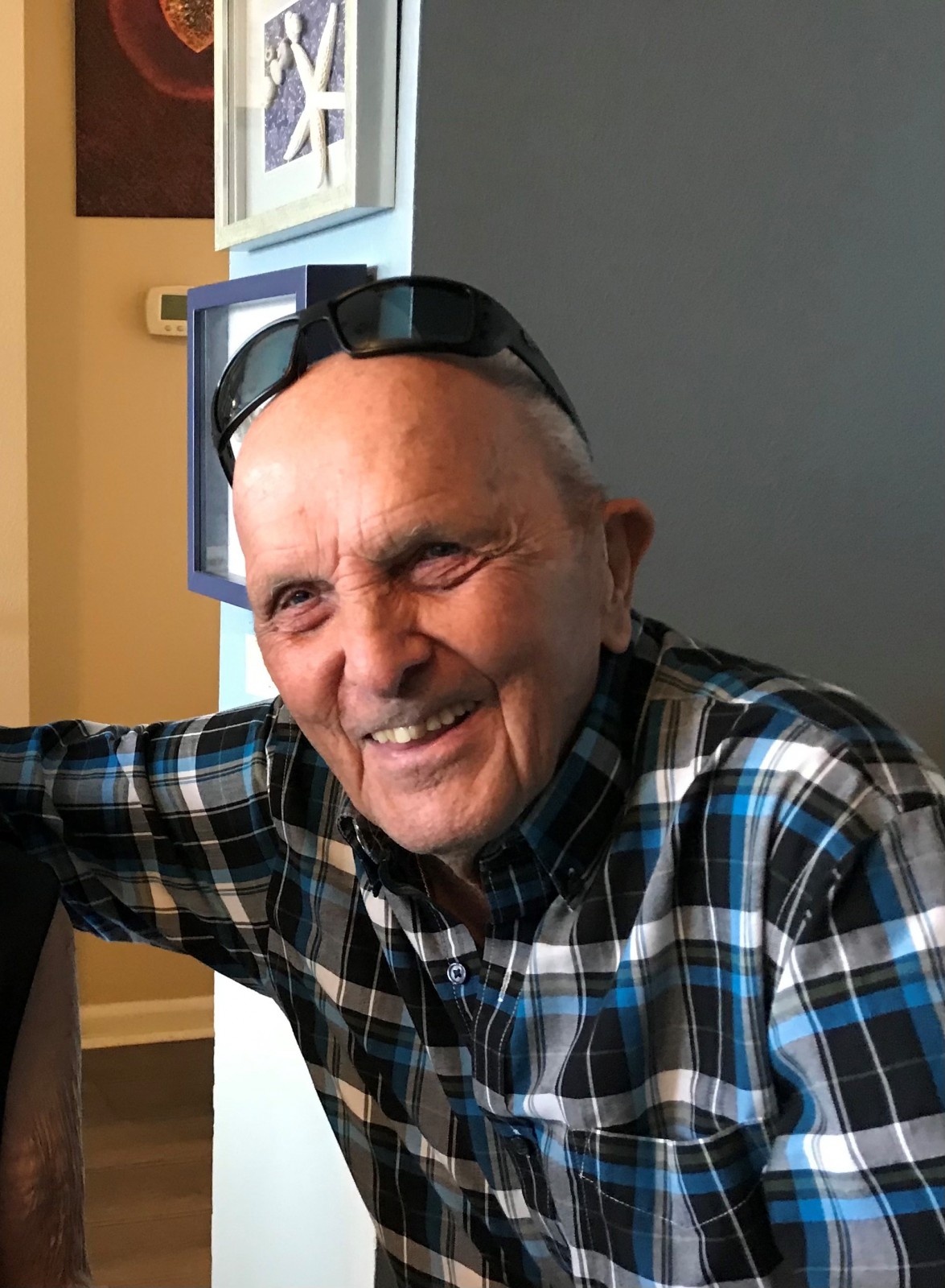 In Loving Memory of Donald (Pe') Lambert Sr share image